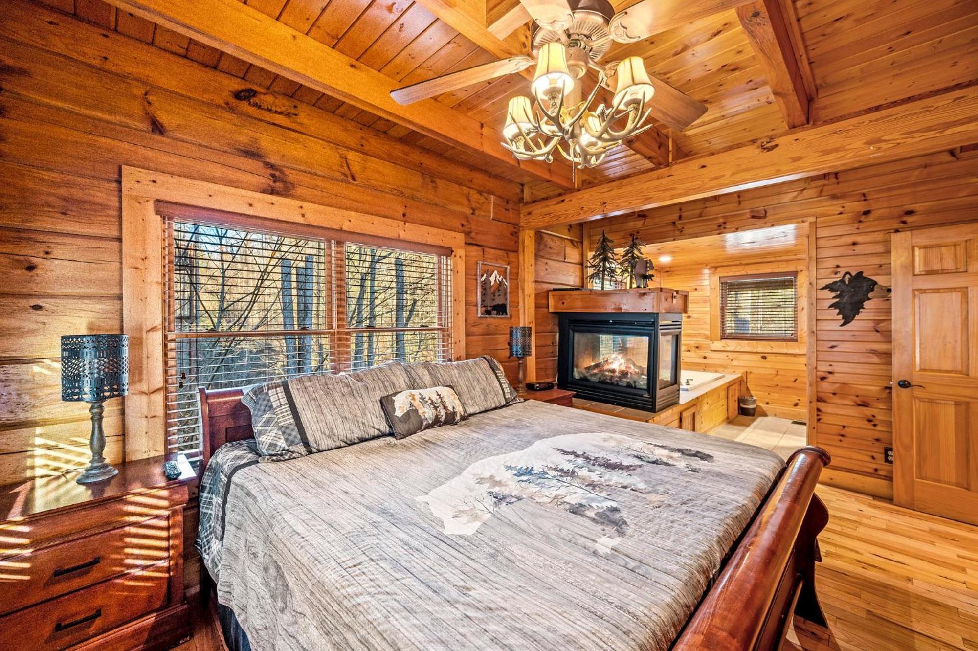 Mountain Laurel Holiday Home Gatlinburg Zewnętrze zdjęcie